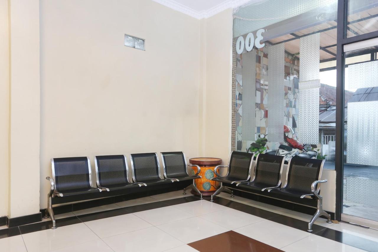 Spot On 2358 Aster Homestay Melati Buitenkant foto