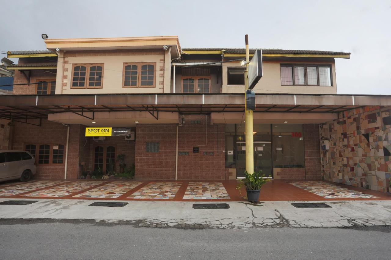 Spot On 2358 Aster Homestay Melati Buitenkant foto