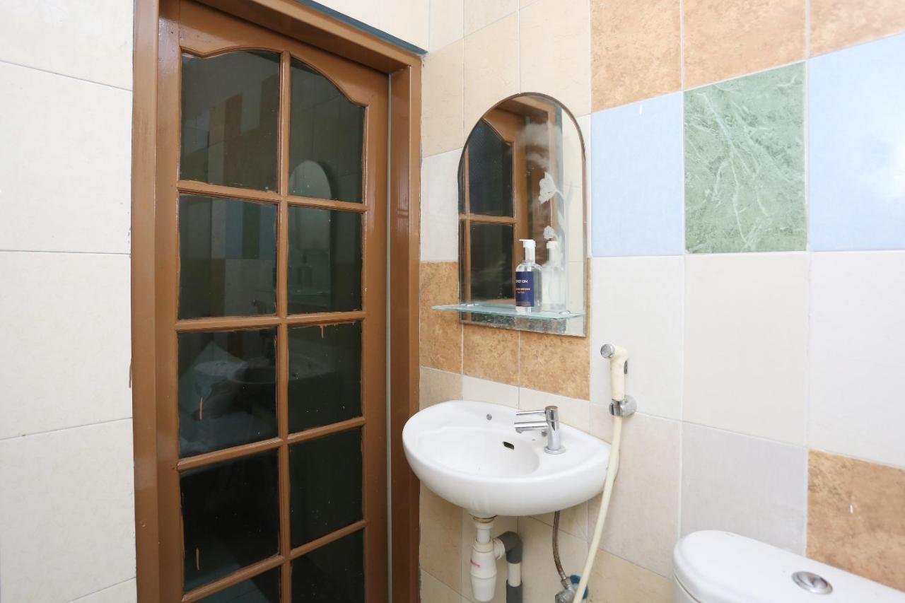 Spot On 2358 Aster Homestay Melati Buitenkant foto